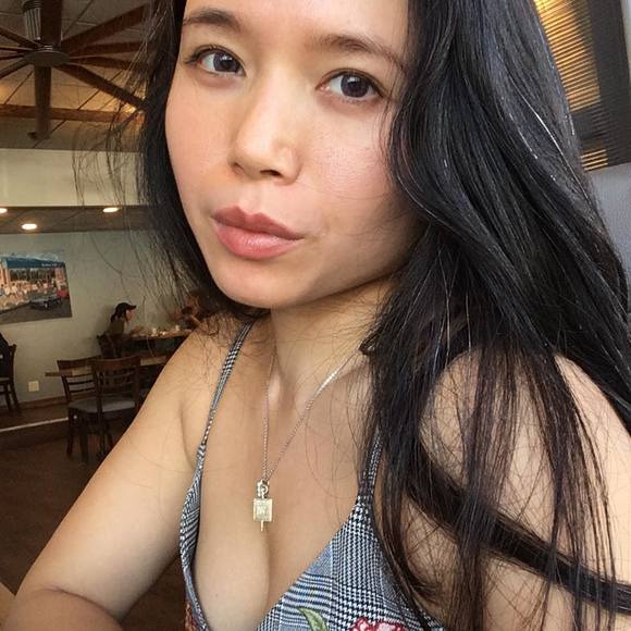 Meet your Posher, Ahuhbadabuh - Picture 1 of 1